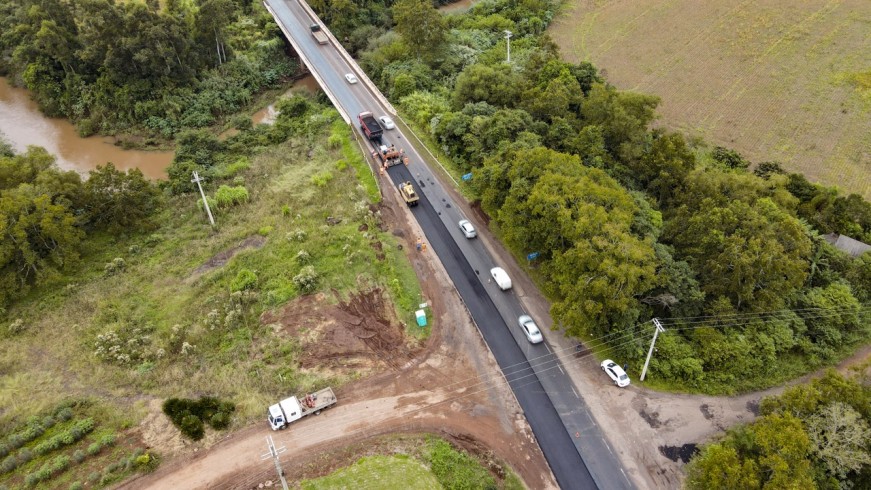 EGR realiza serviços para reforçar a estrutura e o pavimento da rodovia