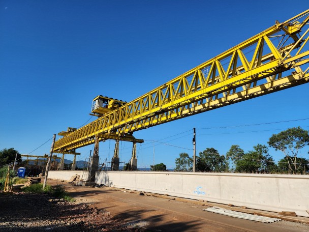 EGR inicia lançamento de vigas na ponte da ERS-130